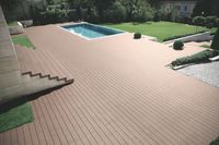 Composite-Deck-Escaleras-y-Piscina